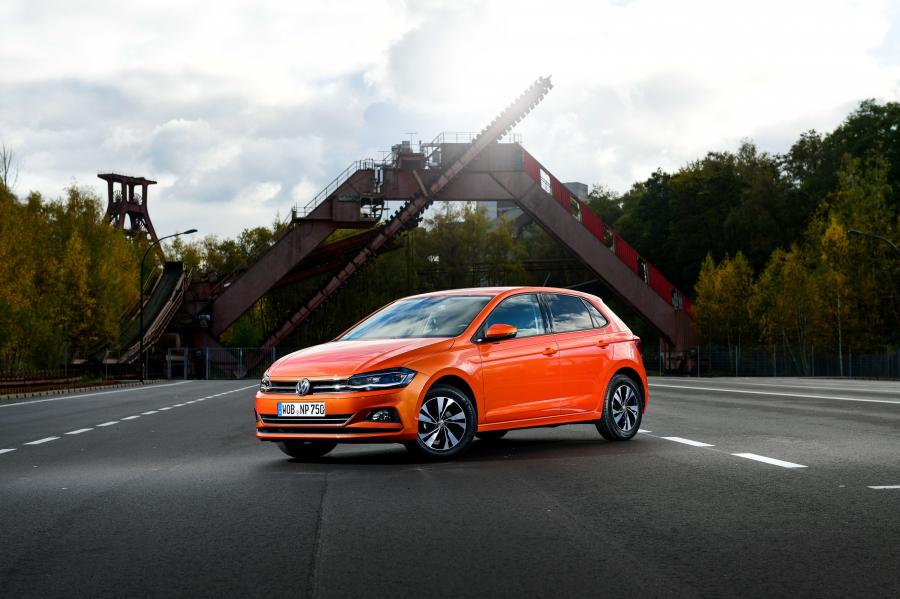  Volkswagen Polo TGI (Typ AW) 2017 года  (WW) (фото 13 из 20)